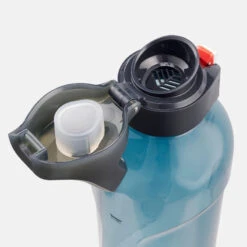 Quechua Gourde Rando MH500 Bouchon Ouverture Rapide 1,2 Litre Plastique (Ecozen®) Bleu 20 Quechua Gourde Rando MH500 Bouchon Ouverture Rapide 1,2 Litre Plastique (Ecozen®) Bleu -Offres Camping Boutique gourde rando mh500 bouchon ouverture rapide 12 litre plastique ecozen bleu 8