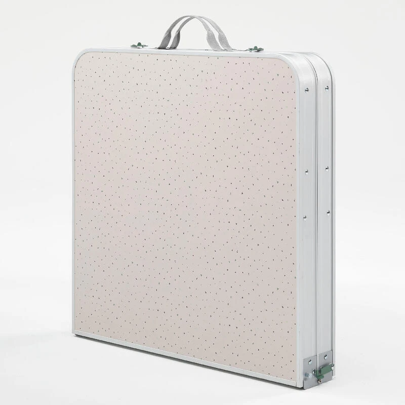 Quechua TABLE DE CAMPING PLIANTE - 4 TABOURETS - 4 À 6 PERSONNES 5 Quechua TABLE DE CAMPING PLIANTE - 4 TABOURETS - 4 À 6 PERSONNES – Image 3